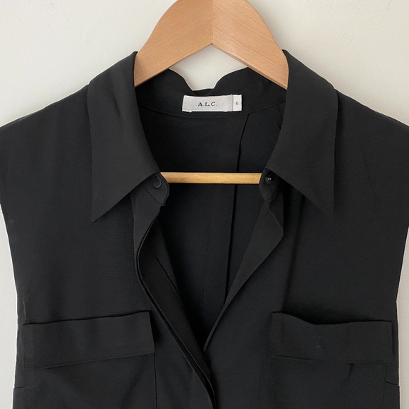 ALC Button Collar Sleeveless Shirt - Open back - Picture 1 of 5